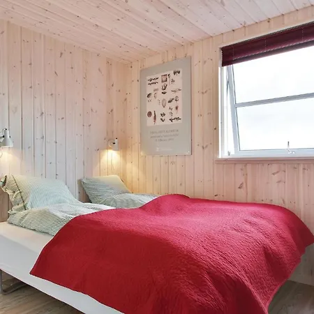 In With Sauna *