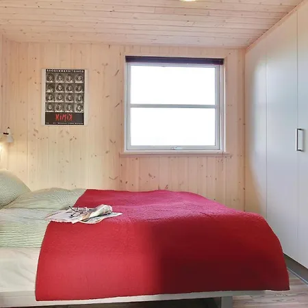 Vakantiehuis In With Sauna *